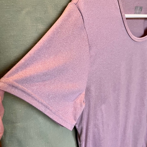 “32 degrees cool” XL Lilac soft tee - Picture 3 of 6